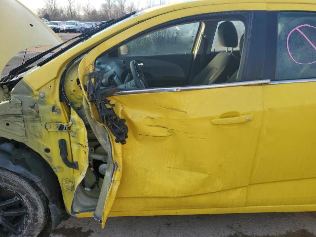 1G1JC6SB0F4196352 - 2015 CHEVROLET SONIC LT YELLOW photo 7