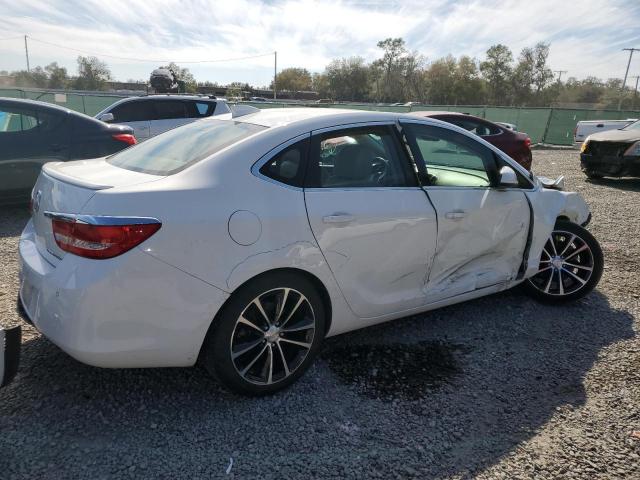 1G4PW5SK4G4167985 - 2016 BUICK VERANO SPORT TOURING WHITE photo 3