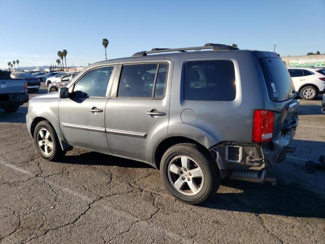 5FNYF3H46BB008618 - 2011 HONDA PILOT EX GRAY photo 2