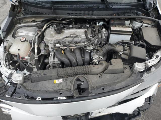 5YFEPMAE0NP286836 - 2022 TOYOTA COROLLA LE SILVER photo 11