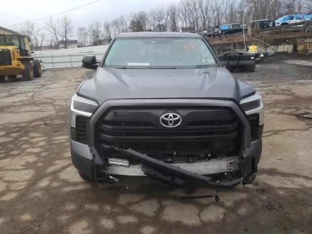 5TFLA5DA3NX021157 - 2022 TOYOTA TUNDRA DOUBLE CAB SR GRAY photo 5