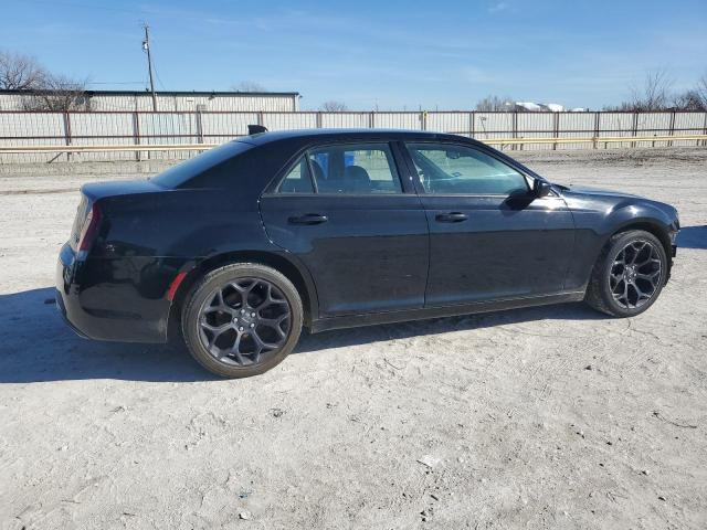 2C3CCABG9KH655992 - 2019 CHRYSLER 300 S BLACK photo 3