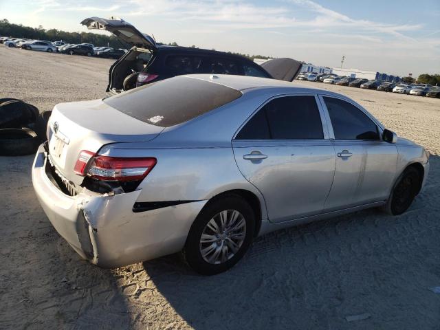 4T1BF3EK8BU758839 - 2011 TOYOTA CAMRY BASE SILVER photo 3