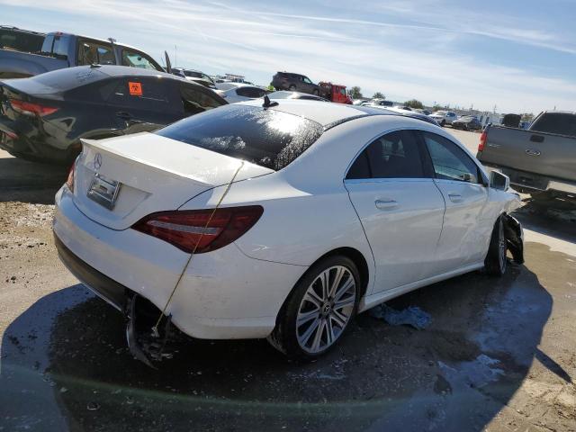 WDDSJ4EB8JN658411 - 2018 MERCEDES-BENZ CLA 250 WHITE photo 3