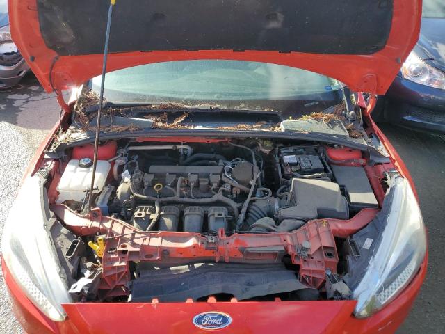 1FADP3F21GL205851 - 2016 FORD FOCUS SE RED photo 11