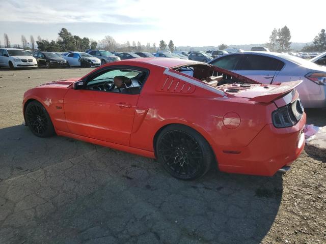 1ZVBP8CF3D5255900 - 2013 FORD MUSTANG GT RED photo 2