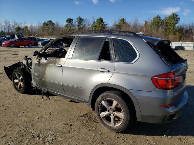 5UXZV8C52BL420289 - 2011 BMW X5 XDRIVE50I GRAY photo 2