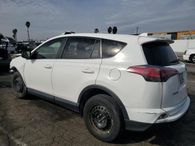 JTMZFREV8JJ737621 - 2018 TOYOTA RAV4 LE WHITE photo 2