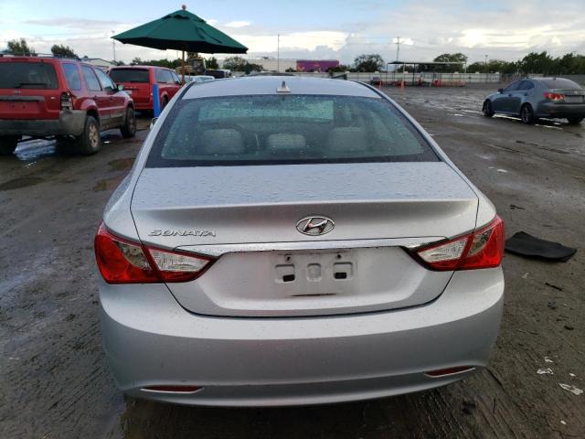 5NPEB4AC5DH589684 - 2013 HYUNDAI SONATA GLS SILVER photo 6