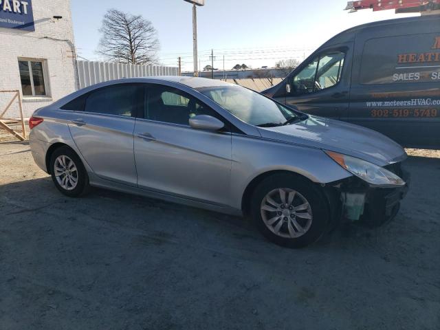 5NPEB4AC2BH133171 - 2011 HYUNDAI SONATA GLS SILVER photo 4