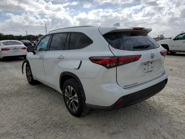 5TDGZRAH5NS094572 - 2022 TOYOTA HIGHLANDER XLE WHITE photo 2