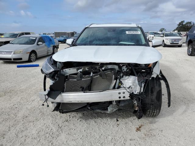 5TDGZRAH5NS094572 - 2022 TOYOTA HIGHLANDER XLE WHITE photo 5