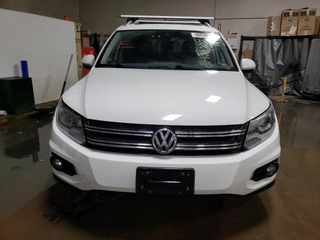 WVGBV7AX6GW586432 - 2016 VOLKSWAGEN TIGUAN S WHITE photo 5