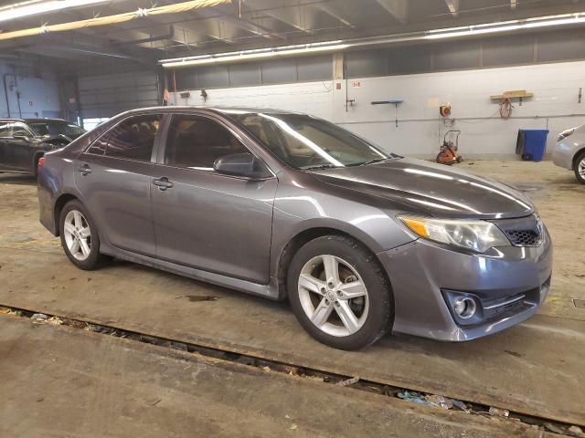 4T1BF1FK1EU447972 - 2014 TOYOTA CAMRY L 灰色 照片 4
