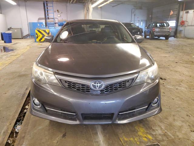 4T1BF1FK1EU447972 - 2014 TOYOTA CAMRY L GRAY photo 5