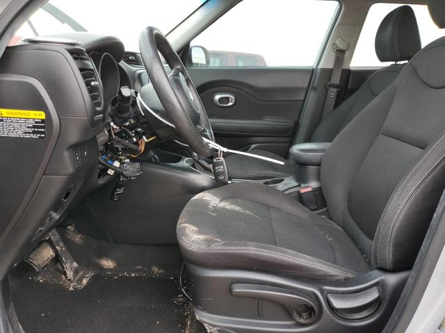 KNDJN2A24F7751443 - 2015 KIA SOUL SILVER photo 7