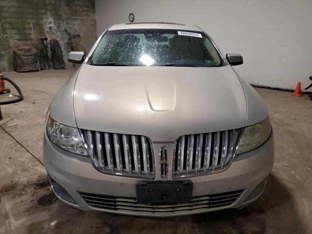 1LNHM93R29G601786 - 2009 LINCOLN MKS SILVER photo 5