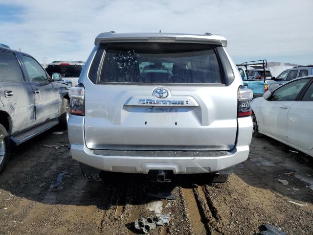 JTENU5JR0N5994448 - 2022 TOYOTA 4RUNNER SR5/SR5 PREMIUM SILVER photo 6