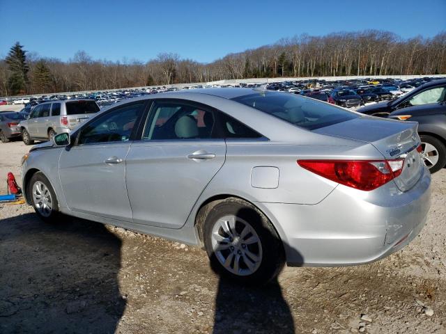 5NPEB4AC1CH425234 - 2012 HYUNDAI SONATA GLS SILVER photo 2