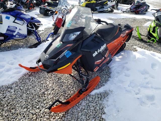 2BPSMMFA0FV000235 - 2015 SKI DOO RENEGADE ORANGE photo 2