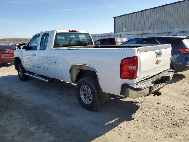 1GCHC29K27E517386 - 2007 CHEVROLET SILVERADO C2500 HEAVY DUTY WHITE photo 2