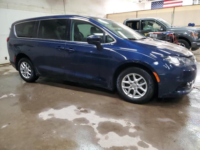 2C4RC1CG7JR295134 - 2018 CHRYSLER PACIFICA LX BLUE photo 4