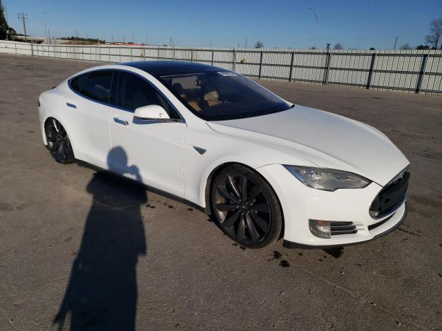 5YJSA1DP0DFP05519 - 2013 TESLA MODEL S Սպիտակ լուսանկար 4