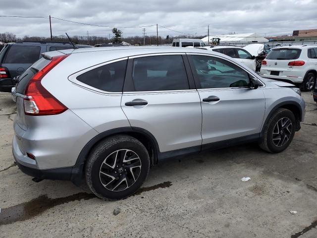 2HKRM3H47GH559515 - 2016 HONDA CR-V SE SILVER photo 3