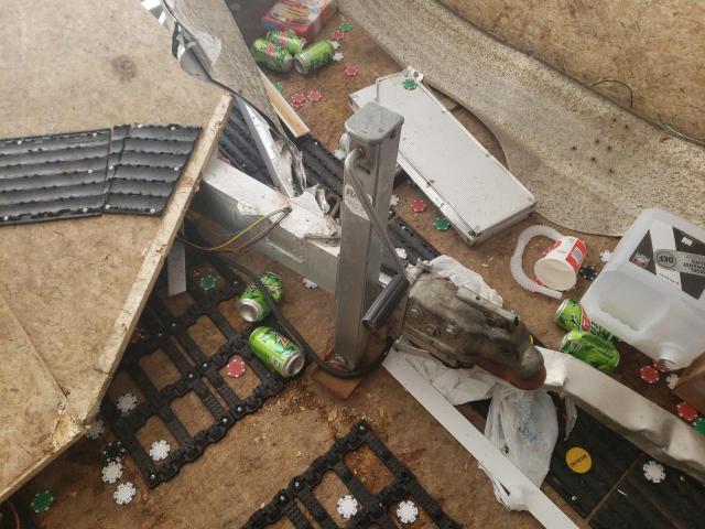 5NHUATY2XJW068002 - 2018 UTILITY TRAILER Gümüş foto 7