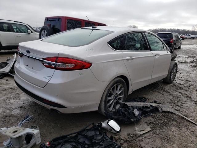 3FA6P0HD7HR291384 - 2017 FORD FUSION SE WHITE photo 3