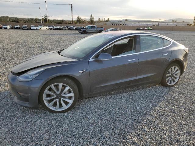 5YJ3E1EA7JF010808 - 2018 TESLA MODEL 3 GRAY photo 1