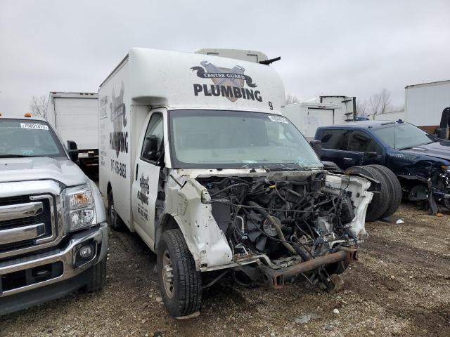 1GB0GRFG9J1210858 - 2018 CHEVROLET EXPRESS G3 WHITE photo 4