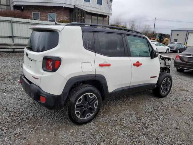 ZACCJBCT8GPD58236 - 2016 JEEP RENEGADE TRAILHAWK WHITE photo 3