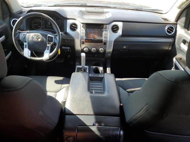 5TFRM5F18JX132330 - 2018 TOYOTA TUNDRA DOUBLE CAB SR/SR5 GRAY photo 8