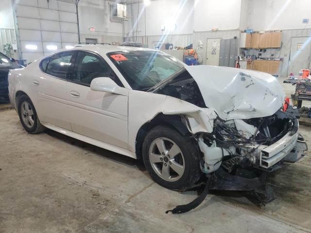 2G2WS522051280809 - 2005 PONTIAC GPRIX GT WHITE photo 4