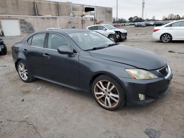 JTHBK262465023458 - 2006 LEXUS IS 250 GRAY photo 4