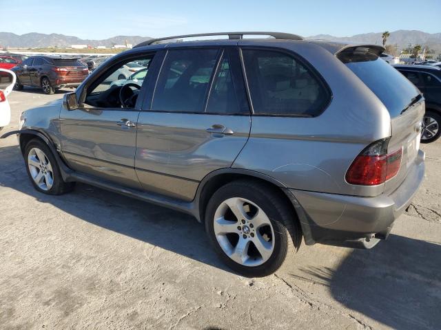 5UXFB53565LV17493 - 2005 BMW X5 4.4I GRAY photo 2