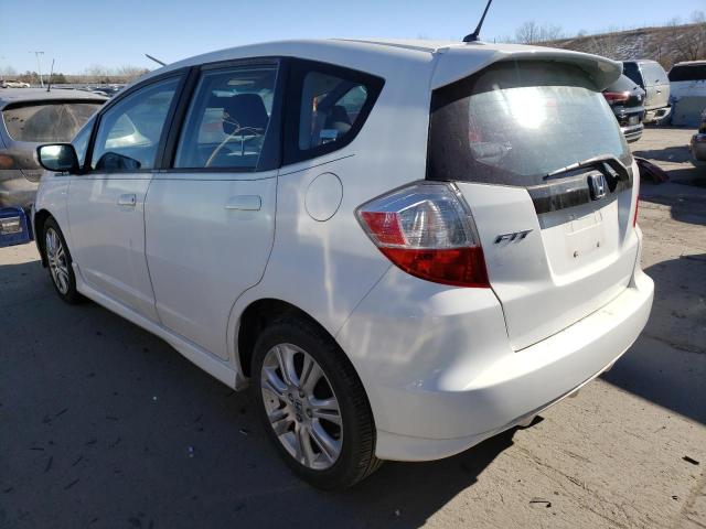 JHMGE88459S072981 - 2009 HONDA FIT SPORT WHITE photo 2