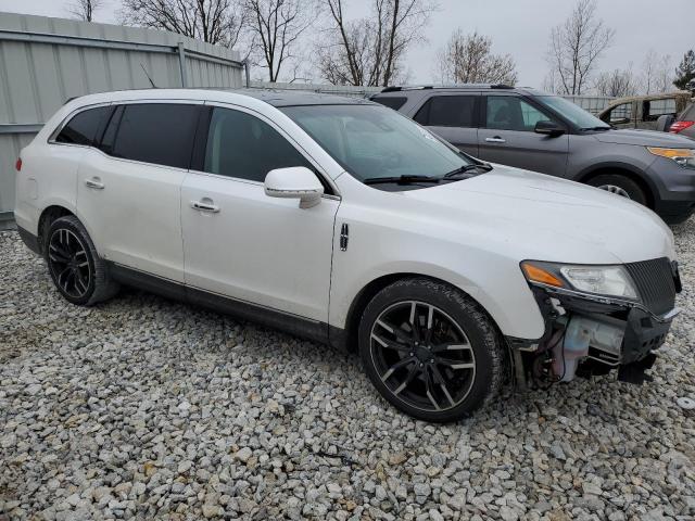 2LMHJ5AT9EBL50125 - 2014 LINCOLN MKT WHITE photo 4