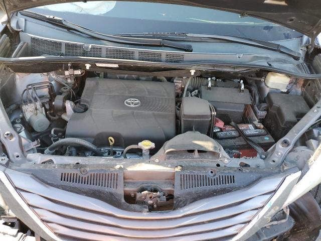 5TDKK3DC9FS680138 - 2015 TOYOTA SIENNA LE GRAY photo 12