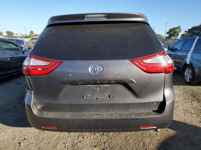 5TDKK3DC9FS680138 - 2015 TOYOTA SIENNA LE GRAY photo 6