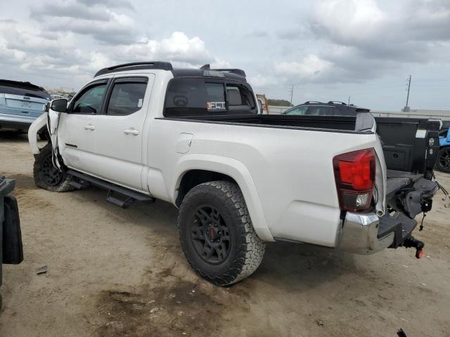 5TFBZ5DNXJX004292 - 2018 TOYOTA TACOMA DOUBLE CAB 白色 照片 2