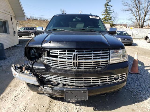 5LMJJ2J52DEL04455 - 2013 LINCOLN NAVIGATOR BLACK photo 5