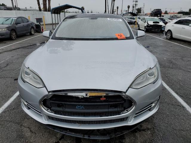 5YJSA1CG7DFP05034 - 2013 TESLA MODEL S Արծաթագույն լուսանկար 5