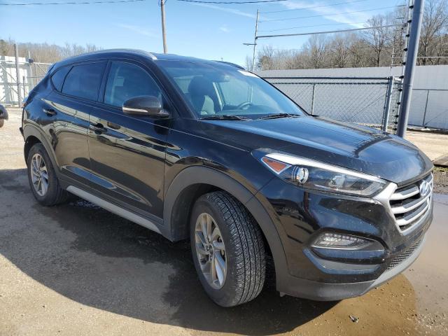 KM8J33A42HU444687 - 2017 HYUNDAI TUCSON LIMITED BLACK photo 4