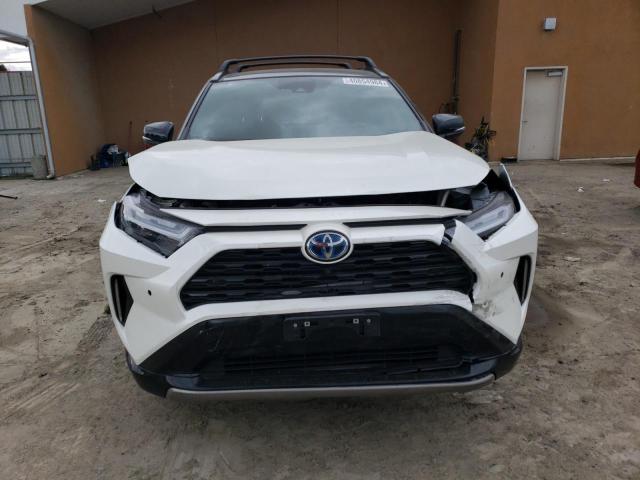 4T3E6RFV1NU079175 - 2022 TOYOTA RAV4 XSE WHITE photo 5