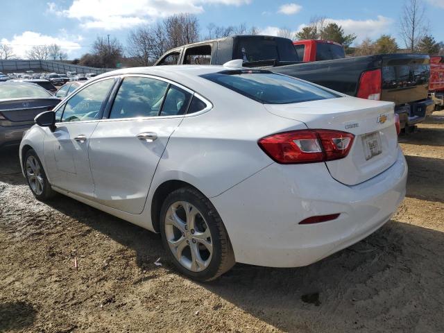 1G1BF5SMXJ7241313 - 2018 CHEVROLET CRUZE PREMIER WHITE photo 2