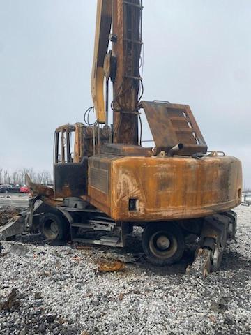 WLH71418HZK061471 - 2012 LIEB LOADER YELLOW photo 1