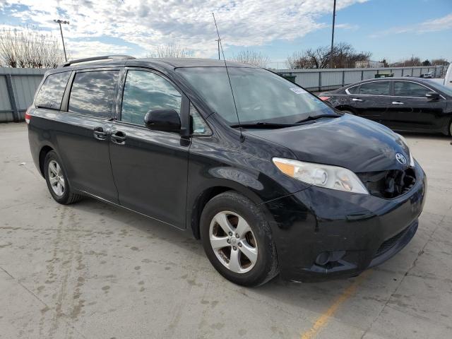 5TDKK3DC1ES445361 - 2014 TOYOTA SIENNA LE BLACK photo 4