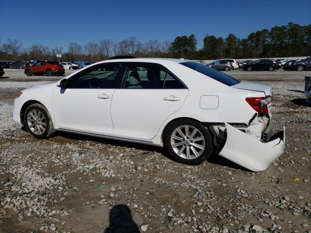 4T1BF1FK3EU469438 - 2014 TOYOTA CAMRY L WHITE photo 2